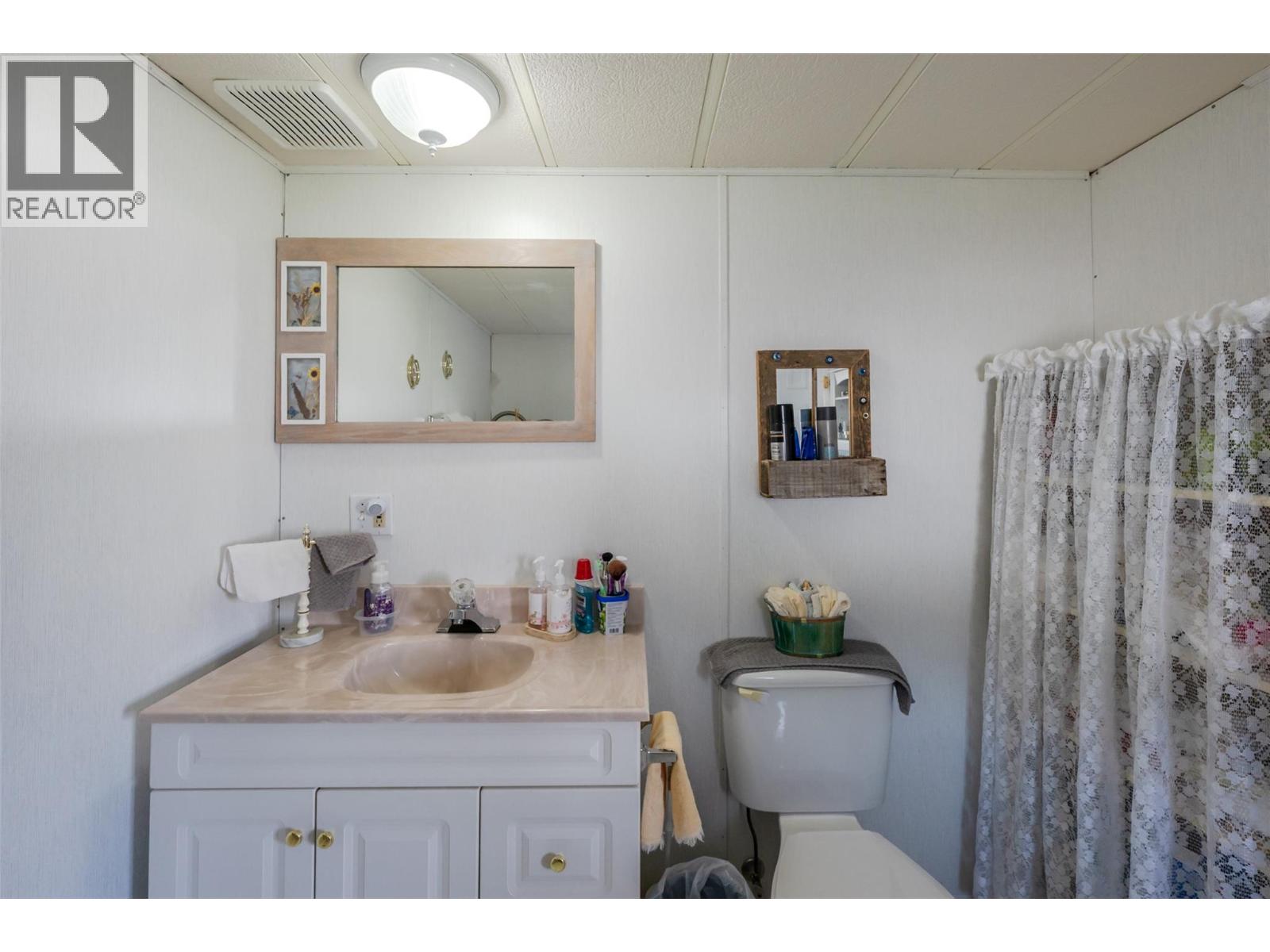 201 Highway 97 Unit# 35, Penticton, British Columbia  V2A 0E4 - Photo 10 - 10393453