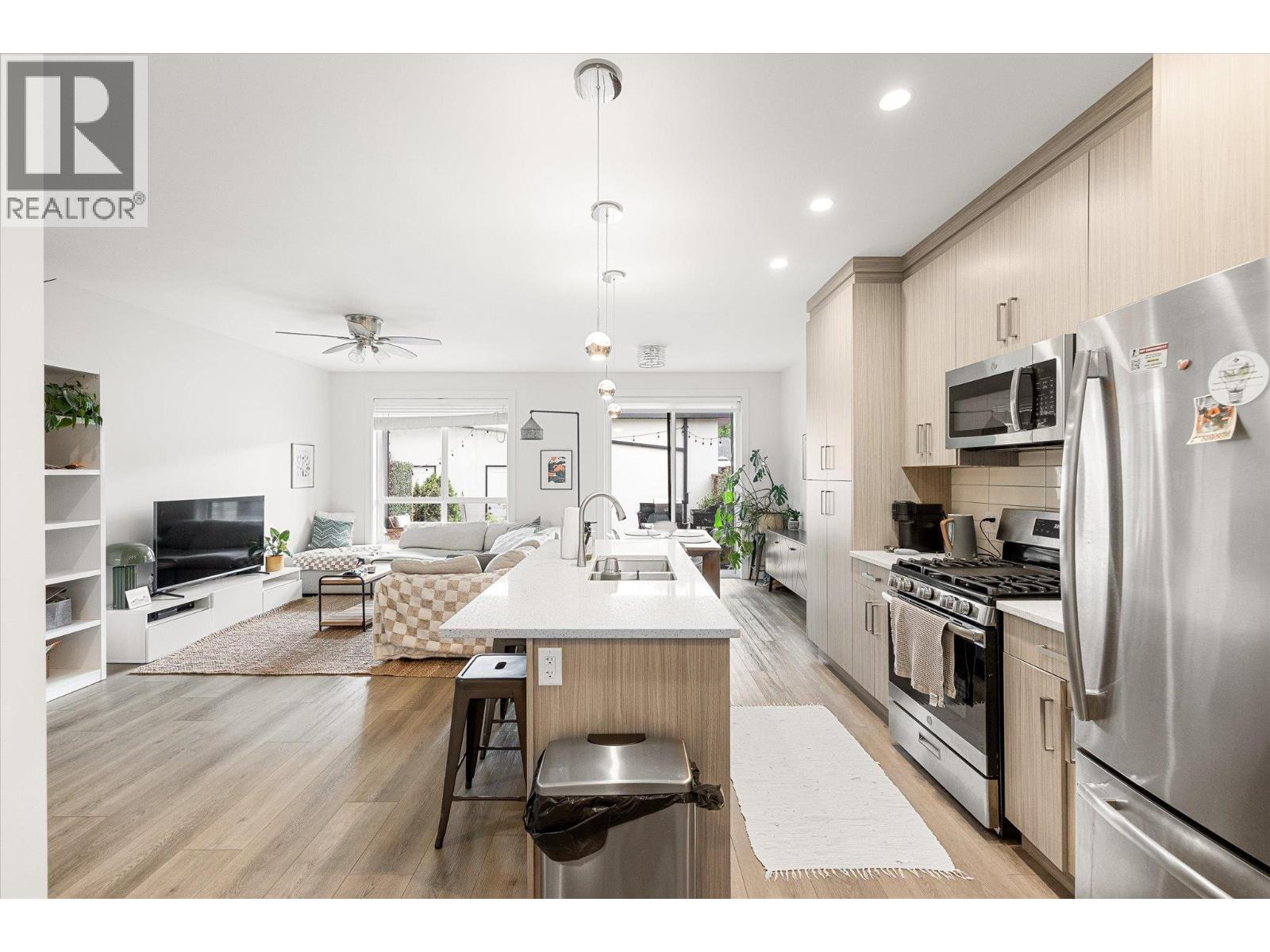 795 Stockwell Avenue Unit# 3, Kelowna, British Columbia  V1Y 6W1 - Photo 5 - 10393205
