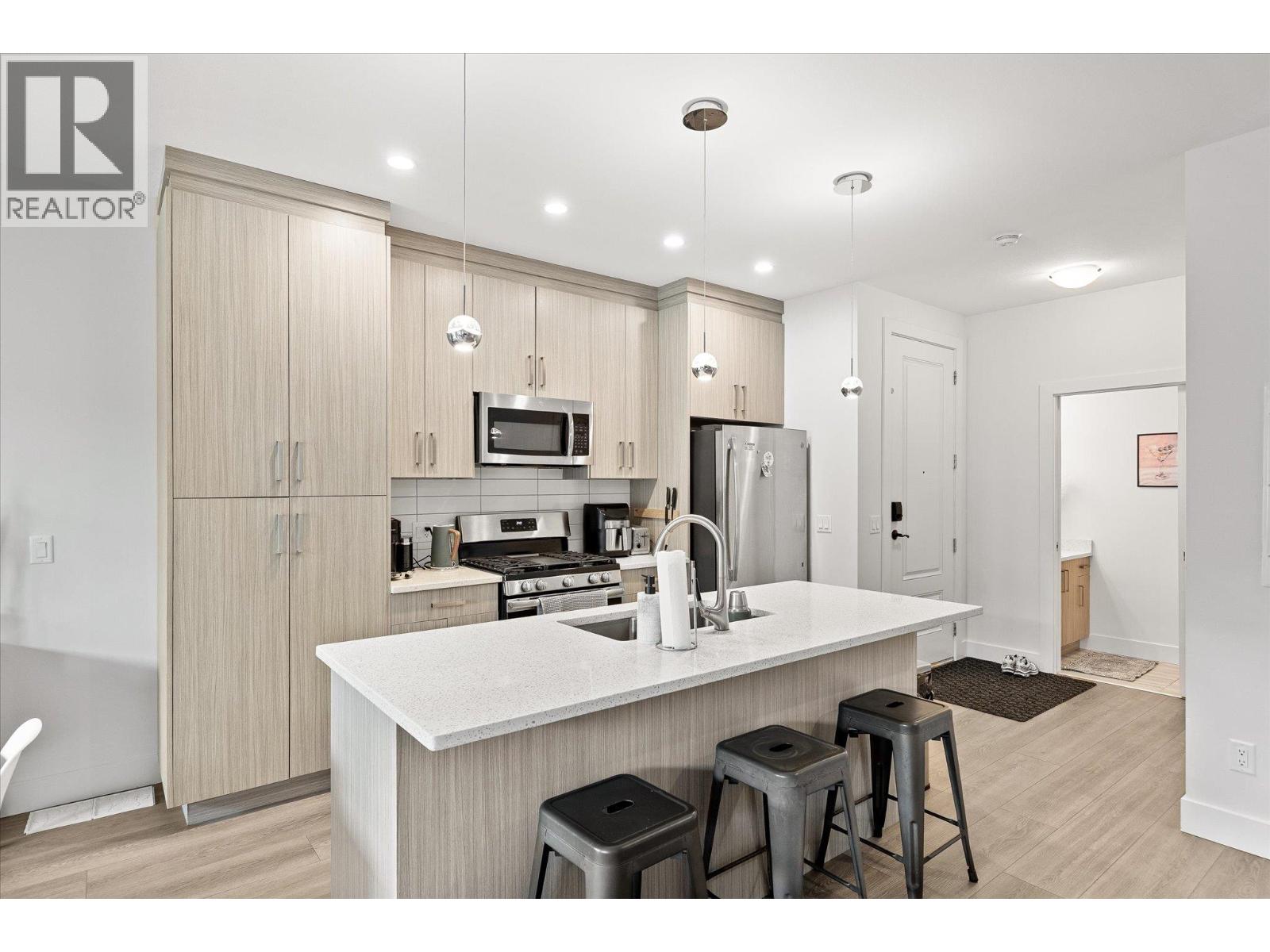 795 Stockwell Avenue Unit# 3, Kelowna, British Columbia  V1Y 6W1 - Photo 6 - 10393205