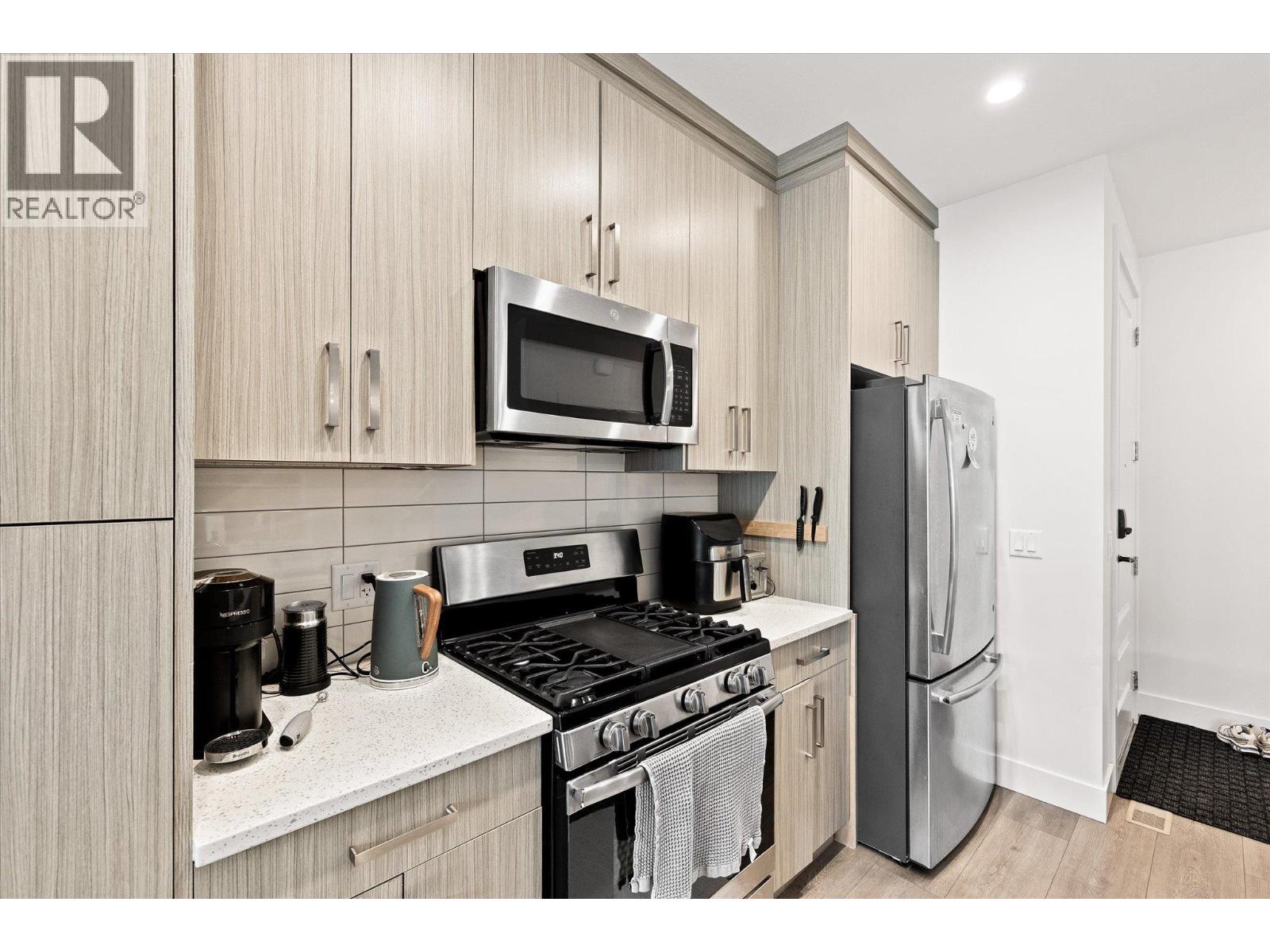 795 Stockwell Avenue Unit# 3, Kelowna, British Columbia  V1Y 6W1 - Photo 8 - 10393205