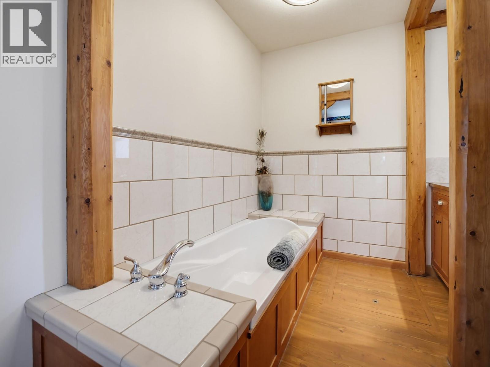 3037 Powell Road, Kamloops, British Columbia  V0E 3E1 - Photo 24 - 10393370