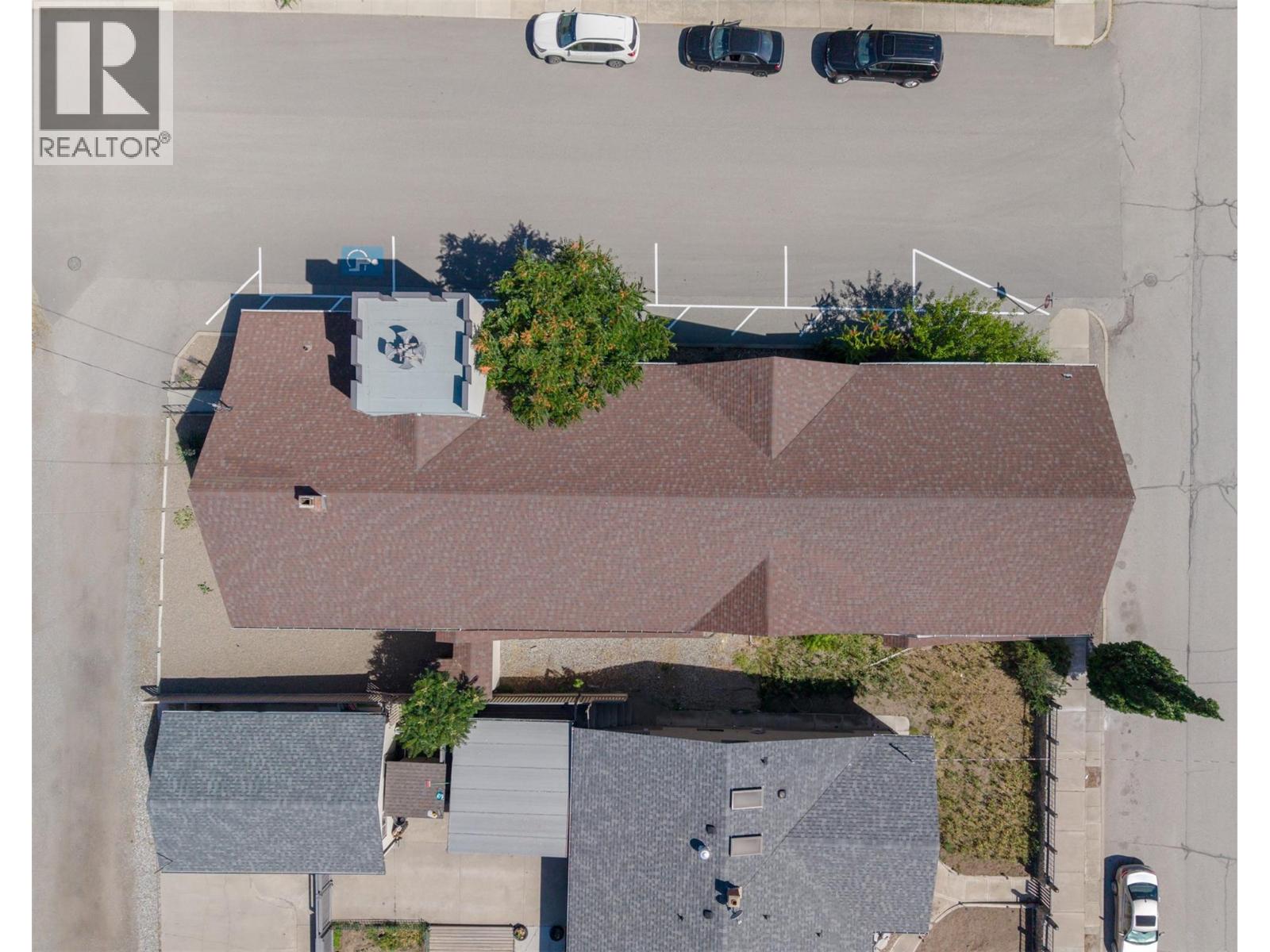 511 Church Avenue, Oliver, British Columbia  V0H 1T0 - Photo 3 - 10393467