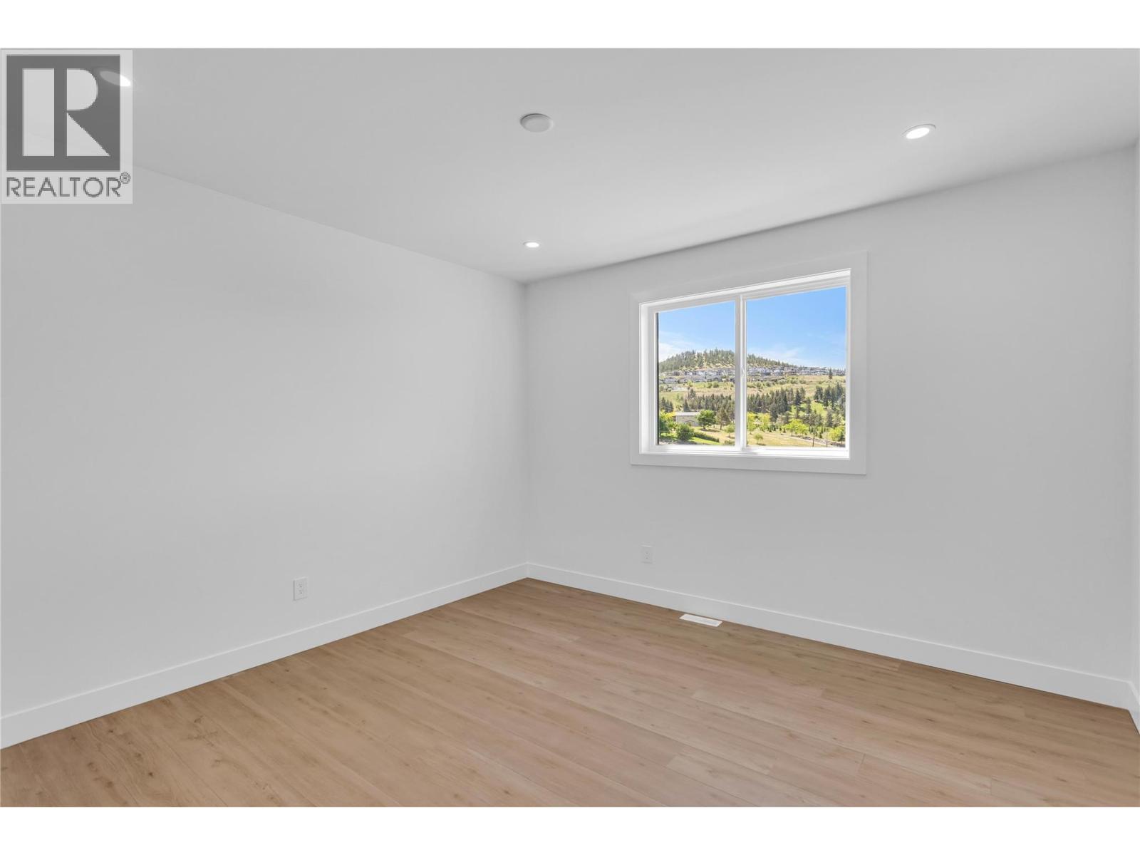 1152 Hume Avenue, Kelowna, British Columbia  V1P 0A9 - Photo 21 - 10393301