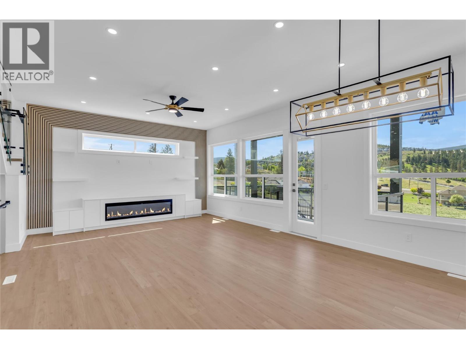 1152 Hume Avenue, Kelowna, British Columbia  V1P 0A9 - Photo 6 - 10393301
