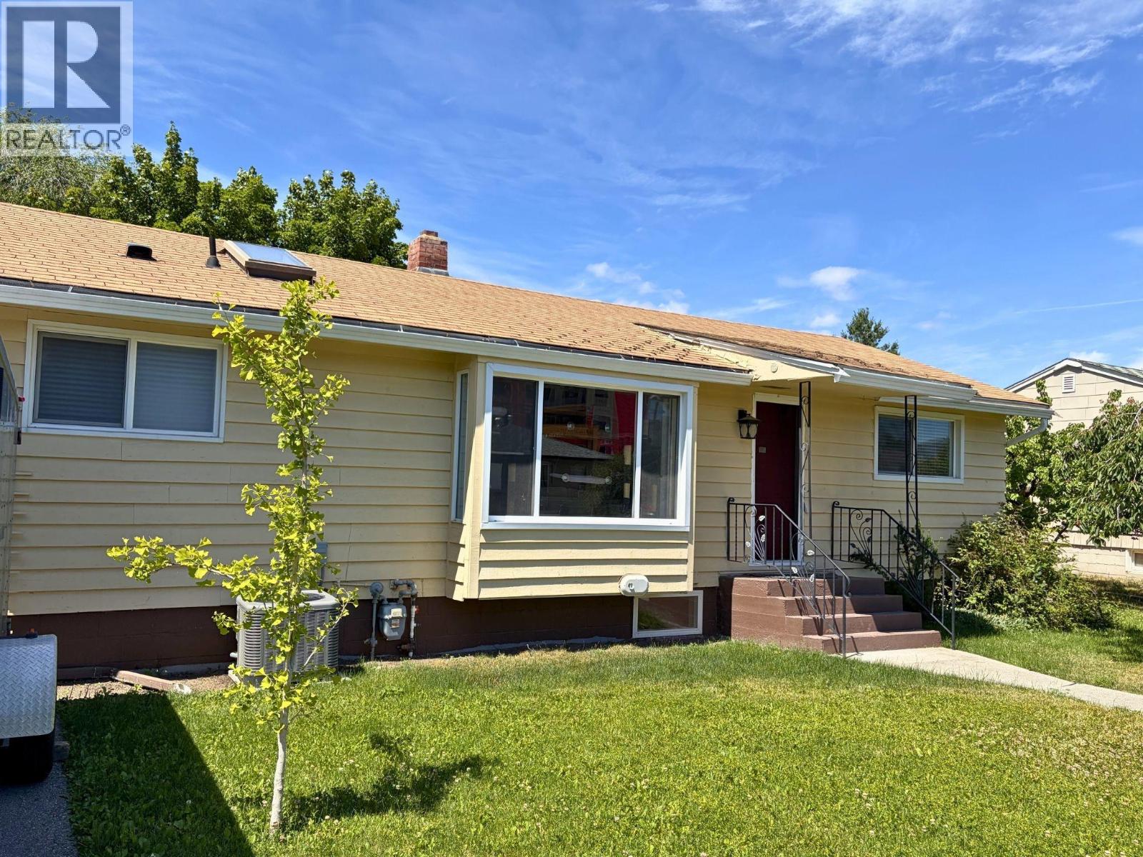 13614 Spencer Avenue, Summerland, British Columbia  V0H 1Z0 - Photo 1 - 10393387