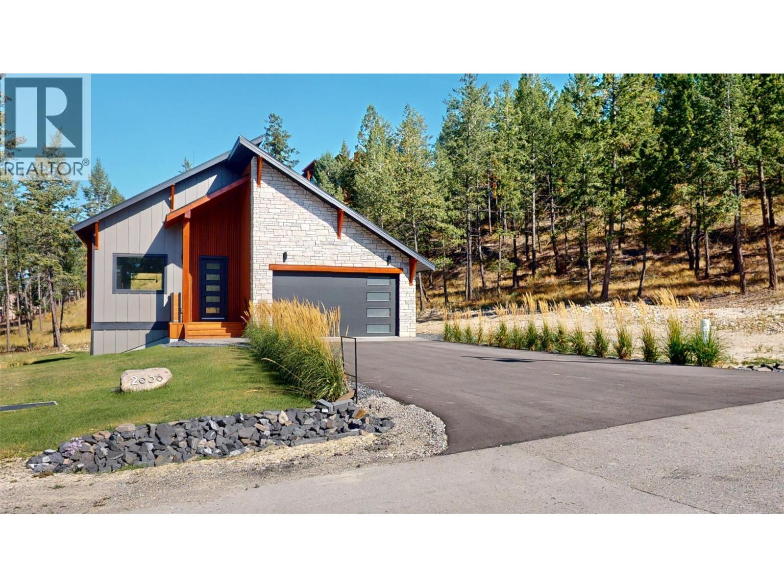 2636 Taynton Trail, Invermere, British Columbia  V0A 1K6 - Photo 1 - 10391589