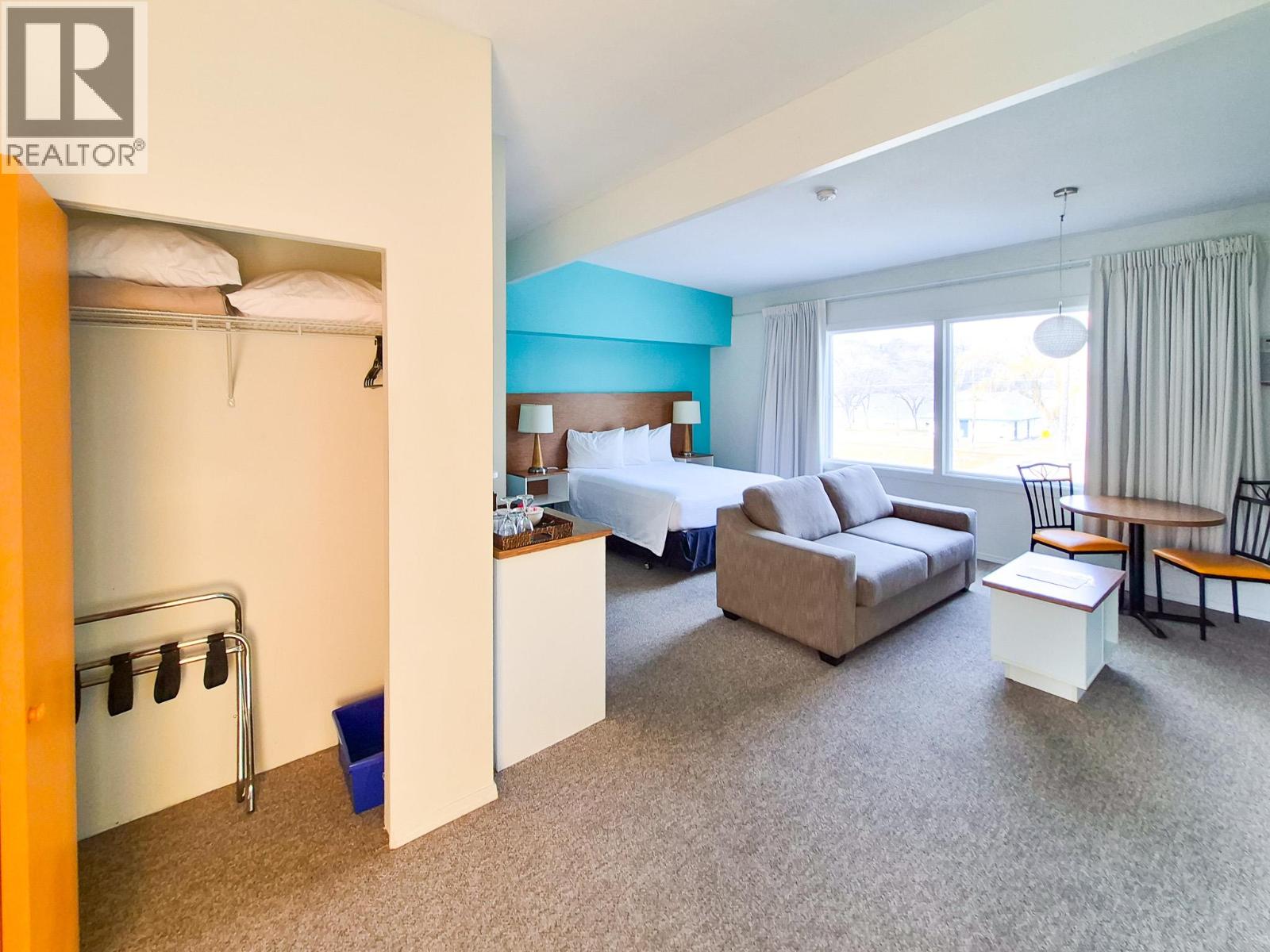 5133 7th Avenue, Okanagan Falls, British Columbia  V0H 1R9 - Photo 6 - 10393497