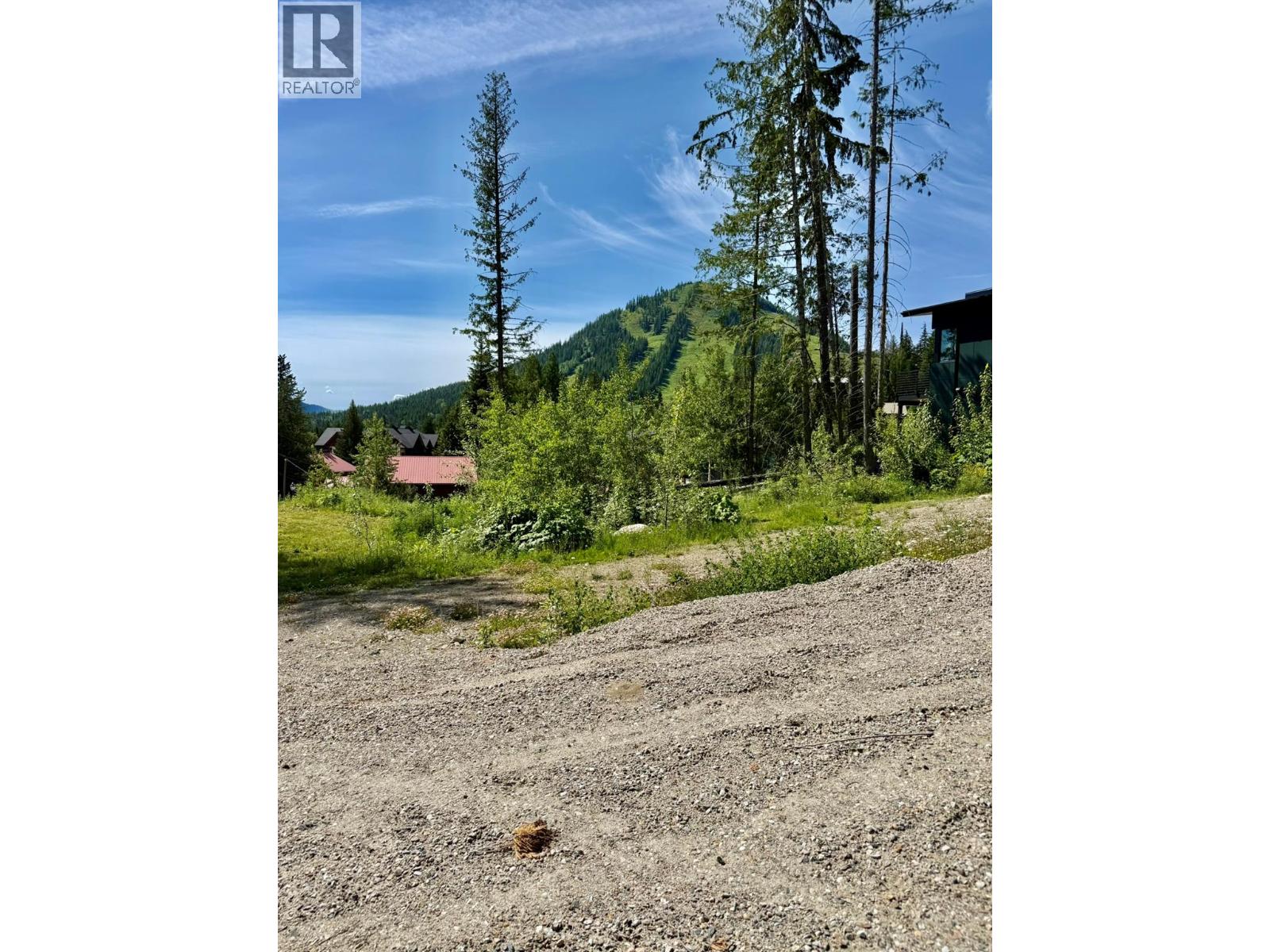 310 Ridge Road, Rossland, British Columbia  V0G 1Y0 - Photo 5 - 10393490