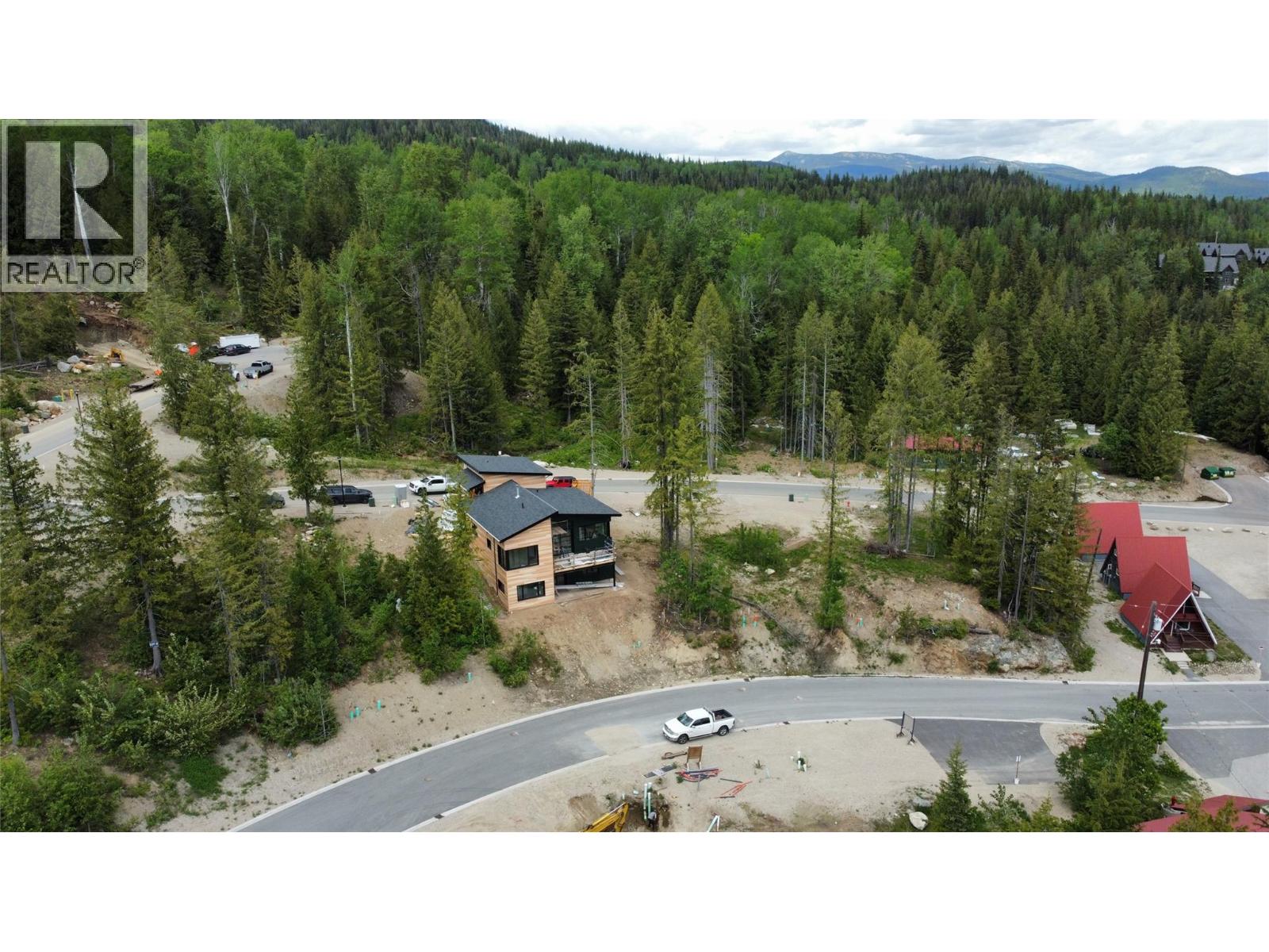 311 Ridge Road, Rossland, British Columbia  V0G 1Y0 - Photo 3 - 10393478