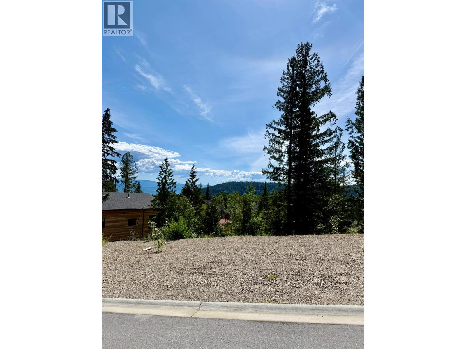 302 Ridge Road, Rossland, British Columbia  V0G 1Y0 - Photo 7 - 10393310