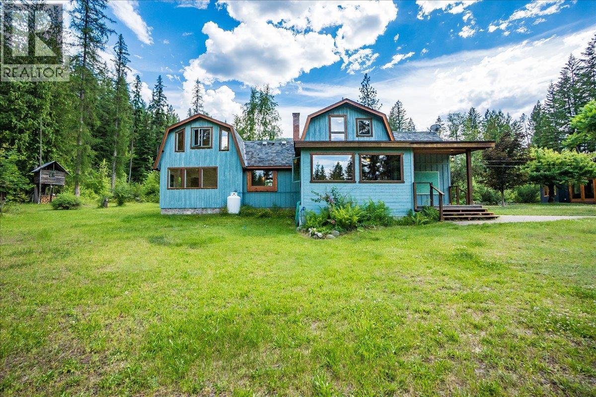 6042 Woodward Road, Winlaw, British Columbia  V0G 2G0 - Photo 3 - 10393452