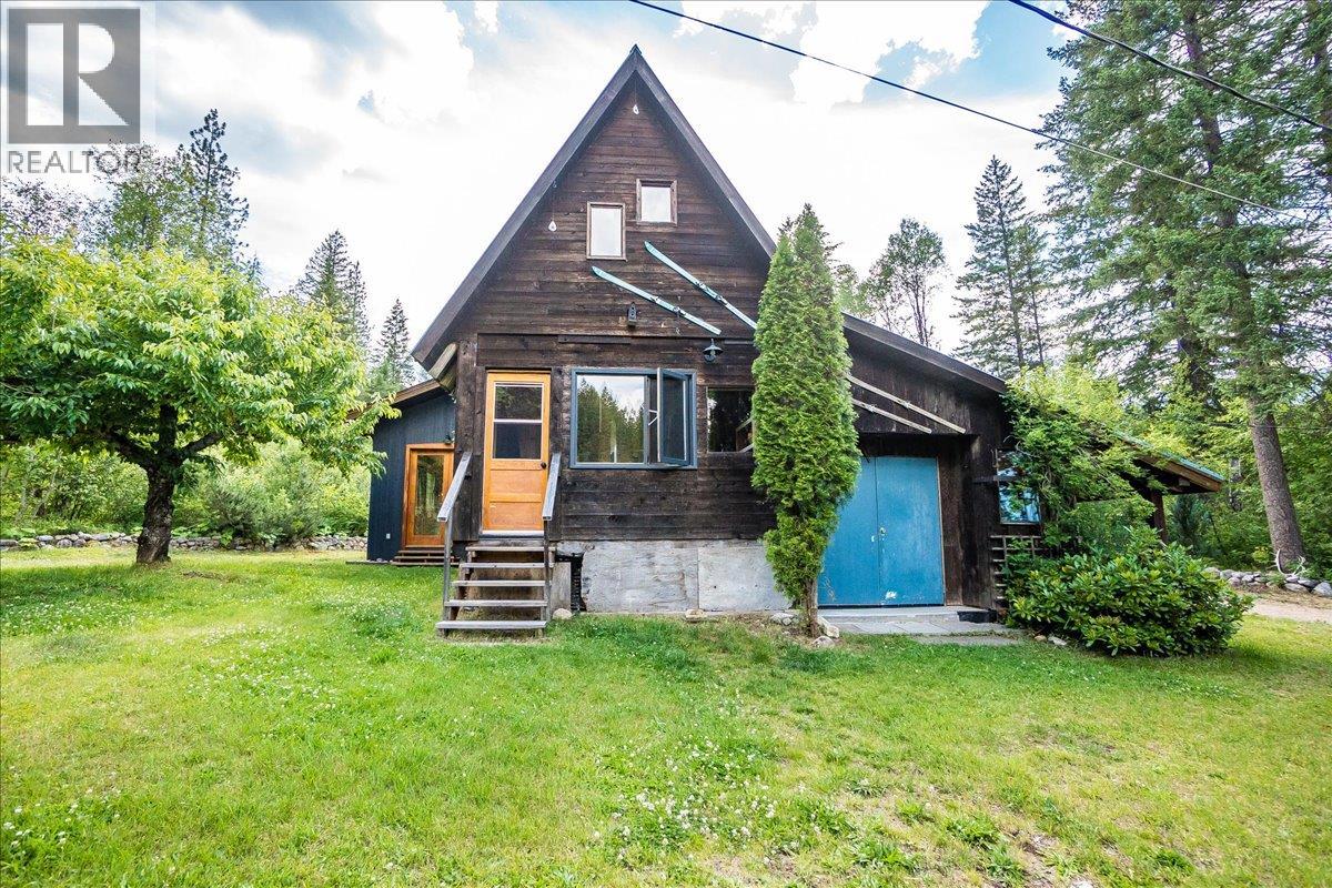 6042 Woodward Road, Winlaw, British Columbia  V0G 2G0 - Photo 32 - 10393452