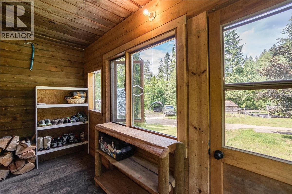 6042 Woodward Road, Winlaw, British Columbia  V0G 2G0 - Photo 49 - 10393452