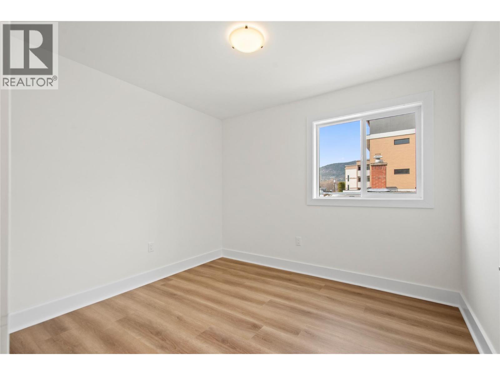 578 Lakeshore Drive Unit# 203, Penticton, British Columbia  V2A 1B9 - Photo 14 - 10393493
