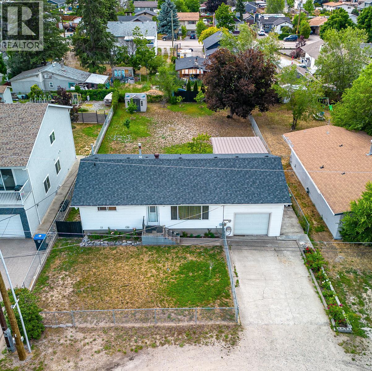 390 Asher Road, Kelowna, British Columbia  V1X 3H7 - Photo 1 - 10393398