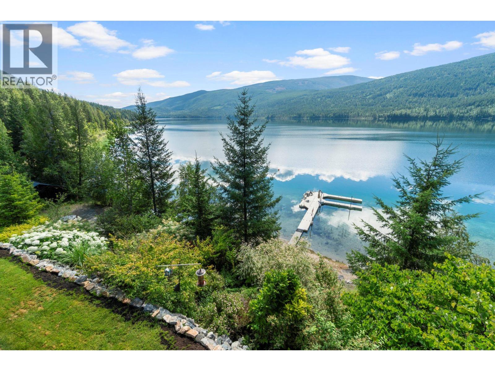 3918 Parri Road, Sorrento, British Columbia  V0E 2W0 - Photo 22 - 10393481