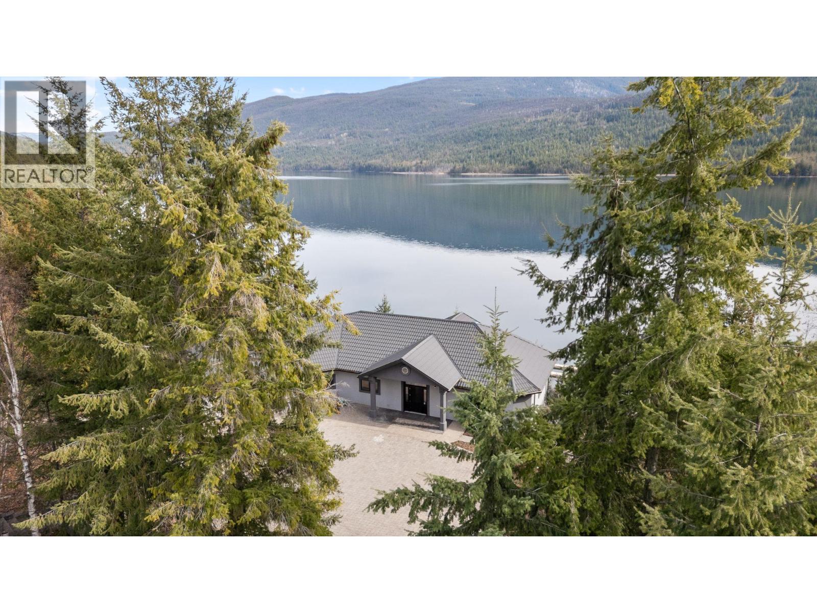 3918 Parri Road, Sorrento, British Columbia  V0E 2W0 - Photo 69 - 10393481