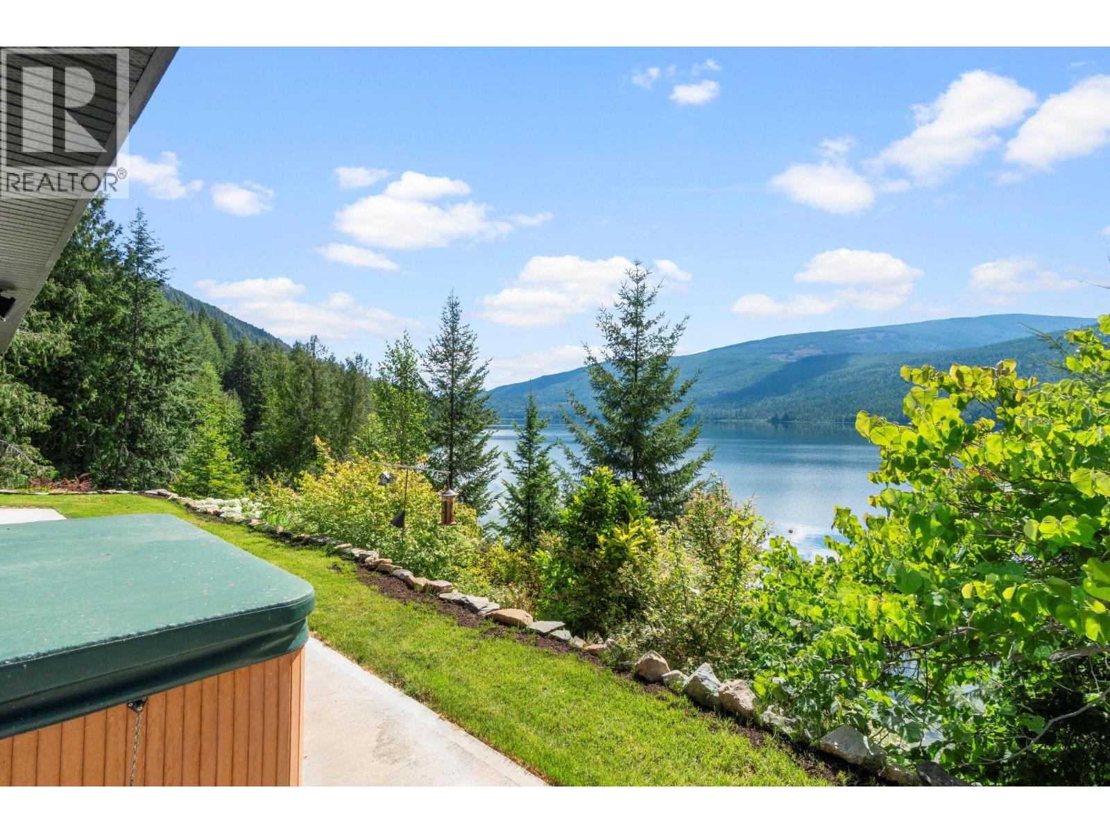 3918 Parri Road, Sorrento, British Columbia  V0E 2W0 - Photo 74 - 10393481