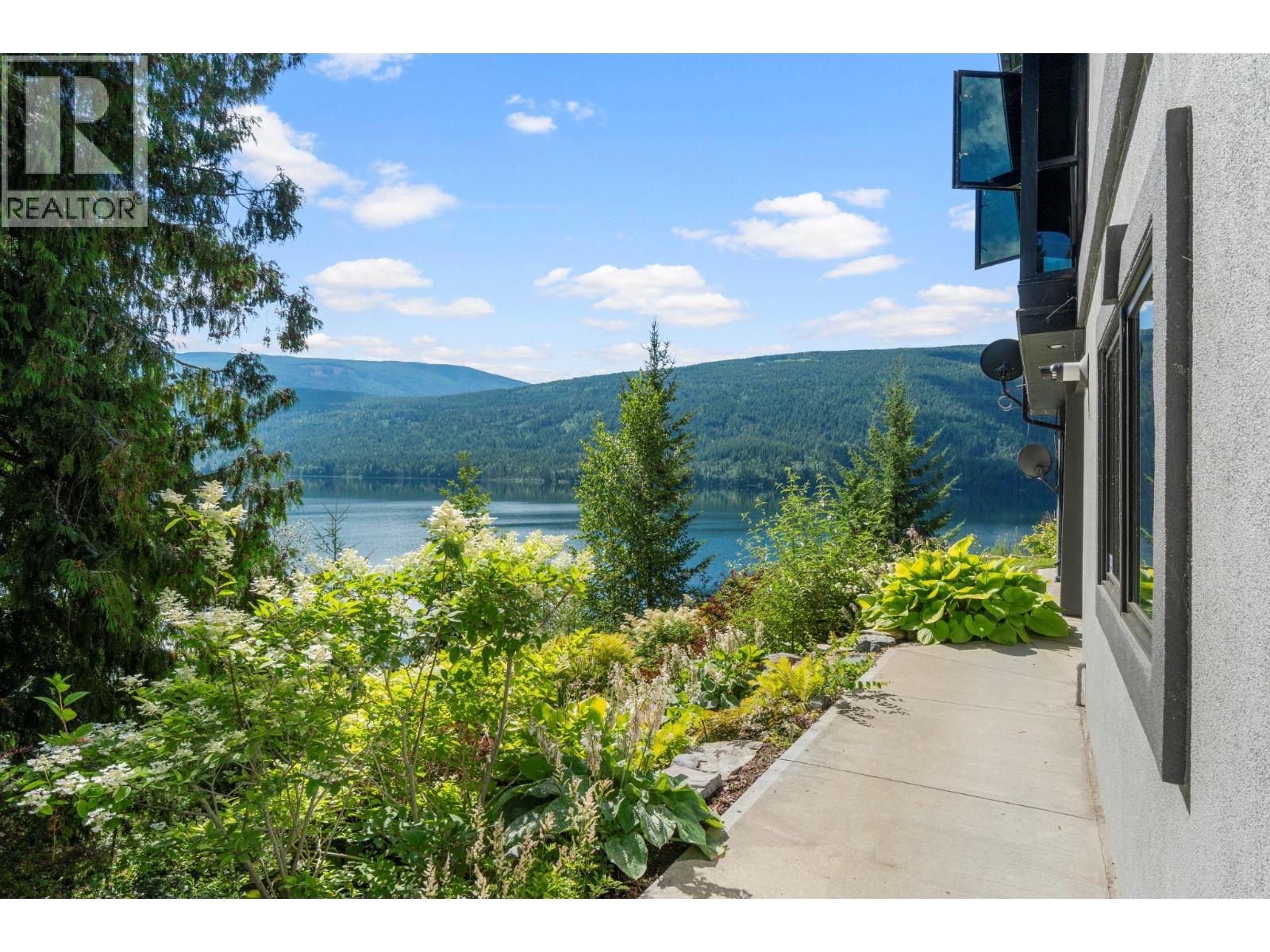3918 Parri Road, Sorrento, British Columbia  V0E 2W0 - Photo 77 - 10393481
