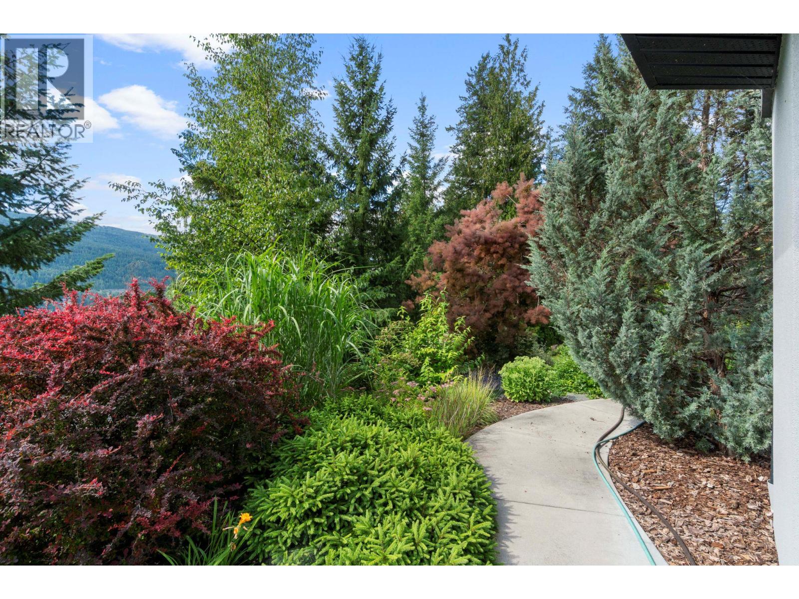 3918 Parri Road, Sorrento, British Columbia  V0E 2W0 - Photo 85 - 10393481