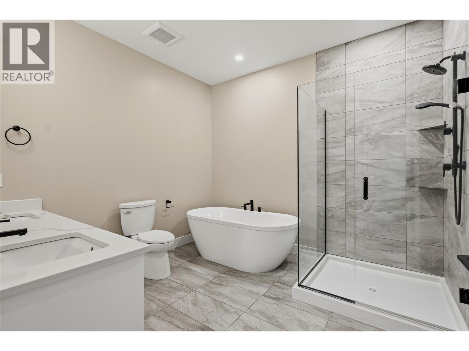 3311 Wilson Street Unit# 213, Penticton, British Columbia  V2A 8J3 - Photo 14 - 10393486
