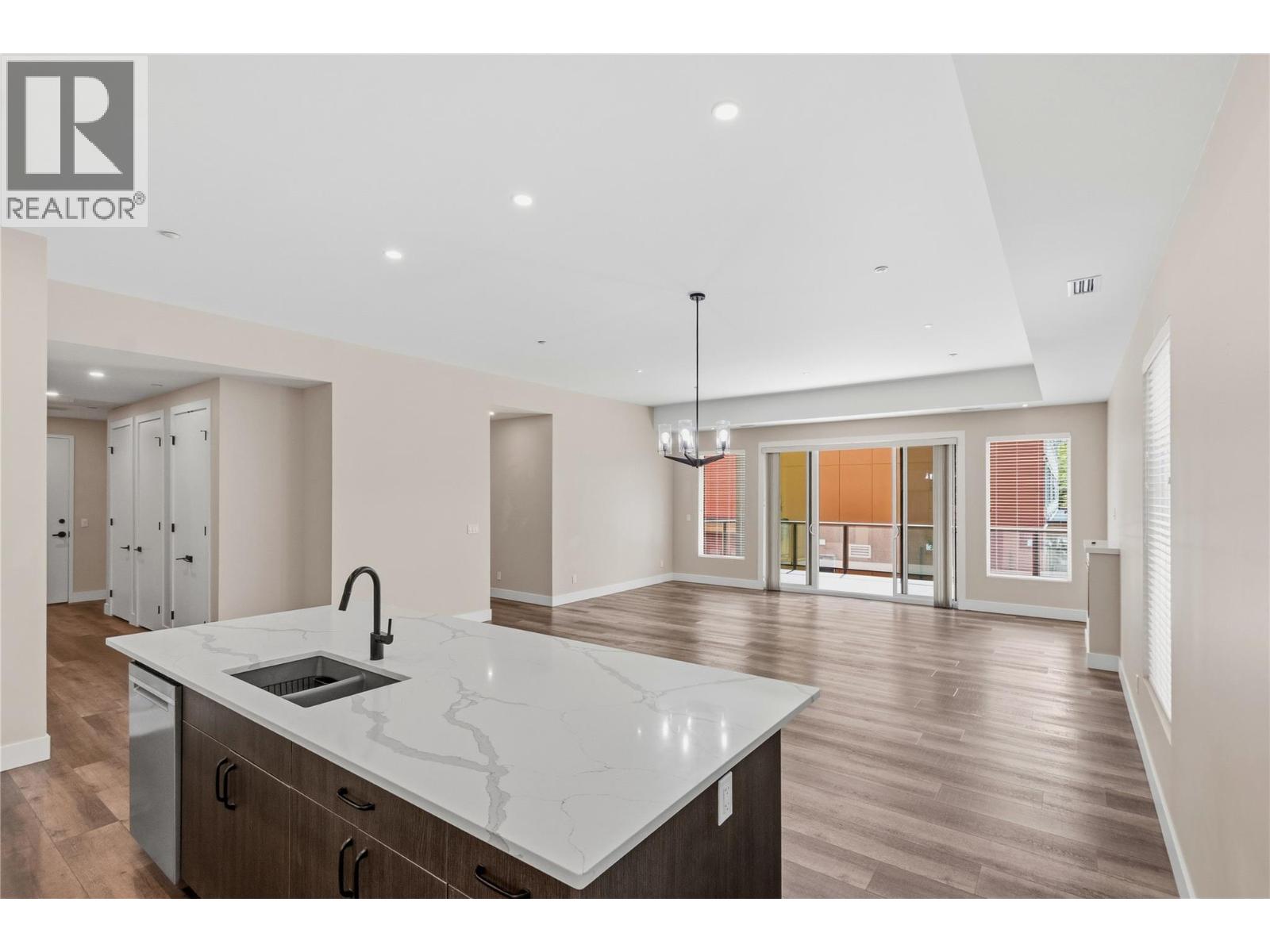 3311 Wilson Street Unit# 213, Penticton, British Columbia  V2A 8J3 - Photo 5 - 10393486