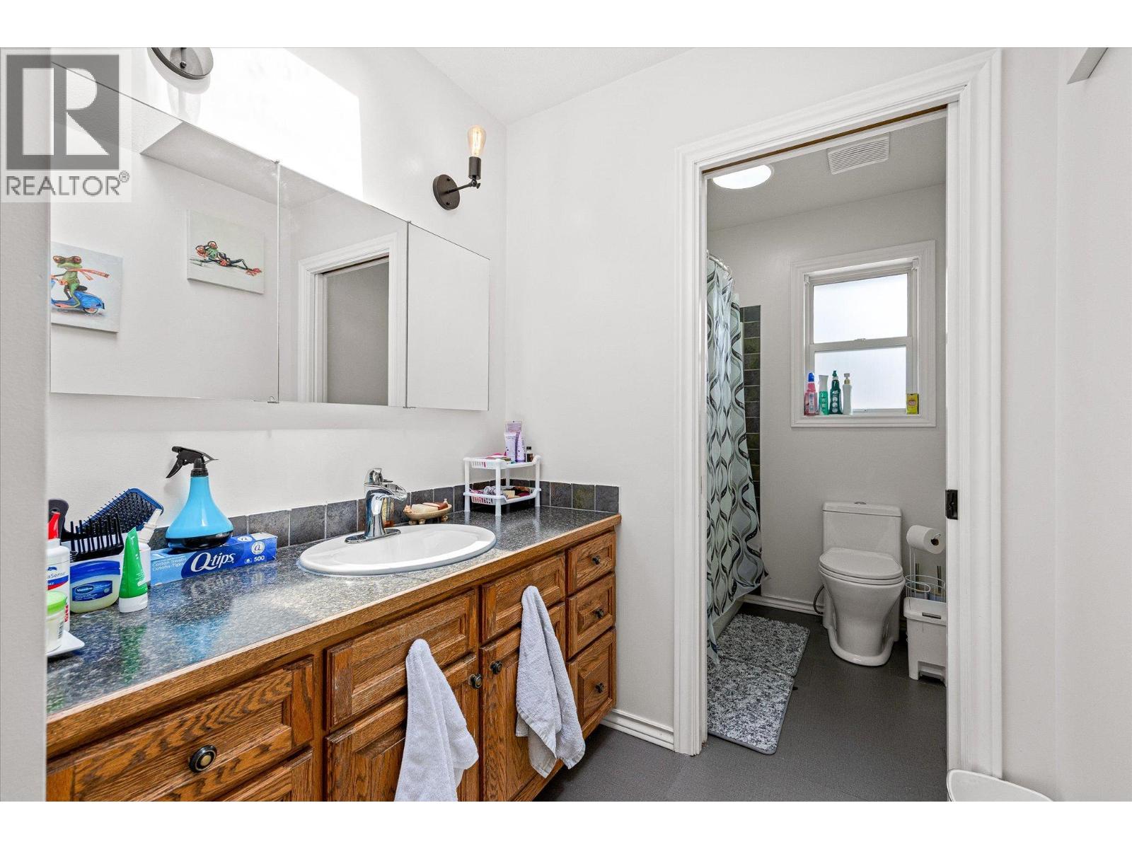 4619 Gordon Drive, Kelowna, British Columbia  V1W 1T5 - Photo 40 - 10393056