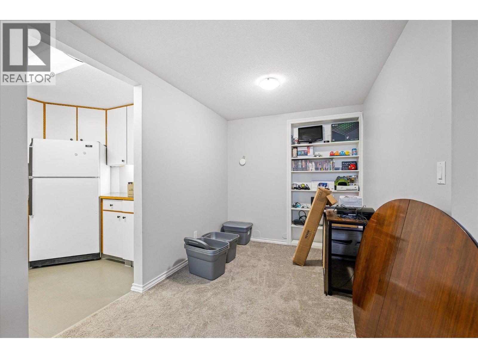 4619 Gordon Drive, Kelowna, British Columbia  V1W 1T5 - Photo 44 - 10393056
