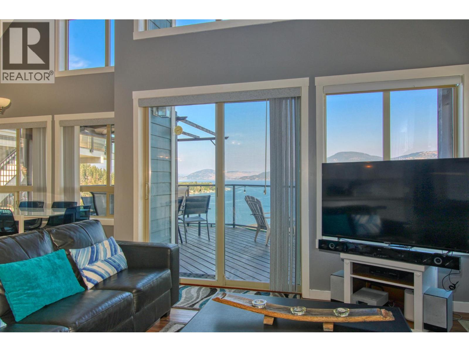 6933 Barcelona Drive Unit# 64, Kelowna, British Columbia  V1Z 3R8 - Photo 13 - 10393556