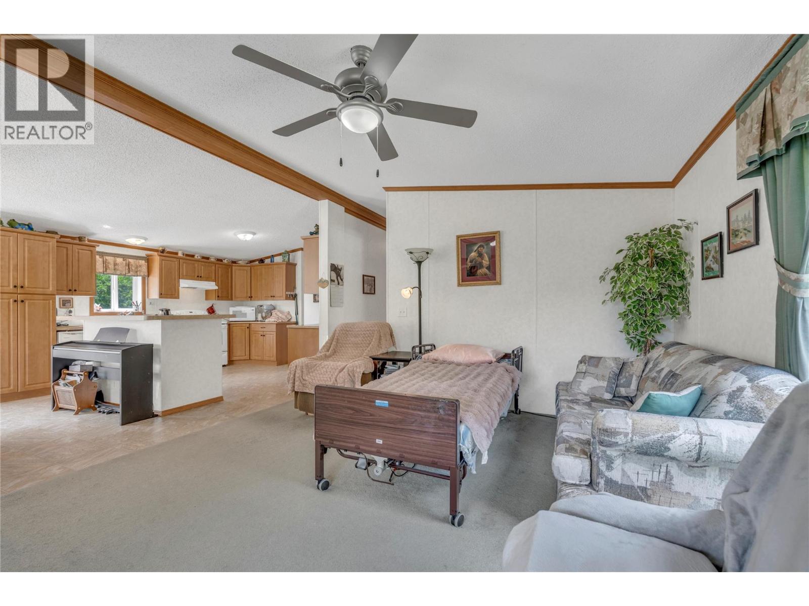 1526 Main Street N, Olalla, British Columbia  V0X 1N6 - Photo 13 - 10393549