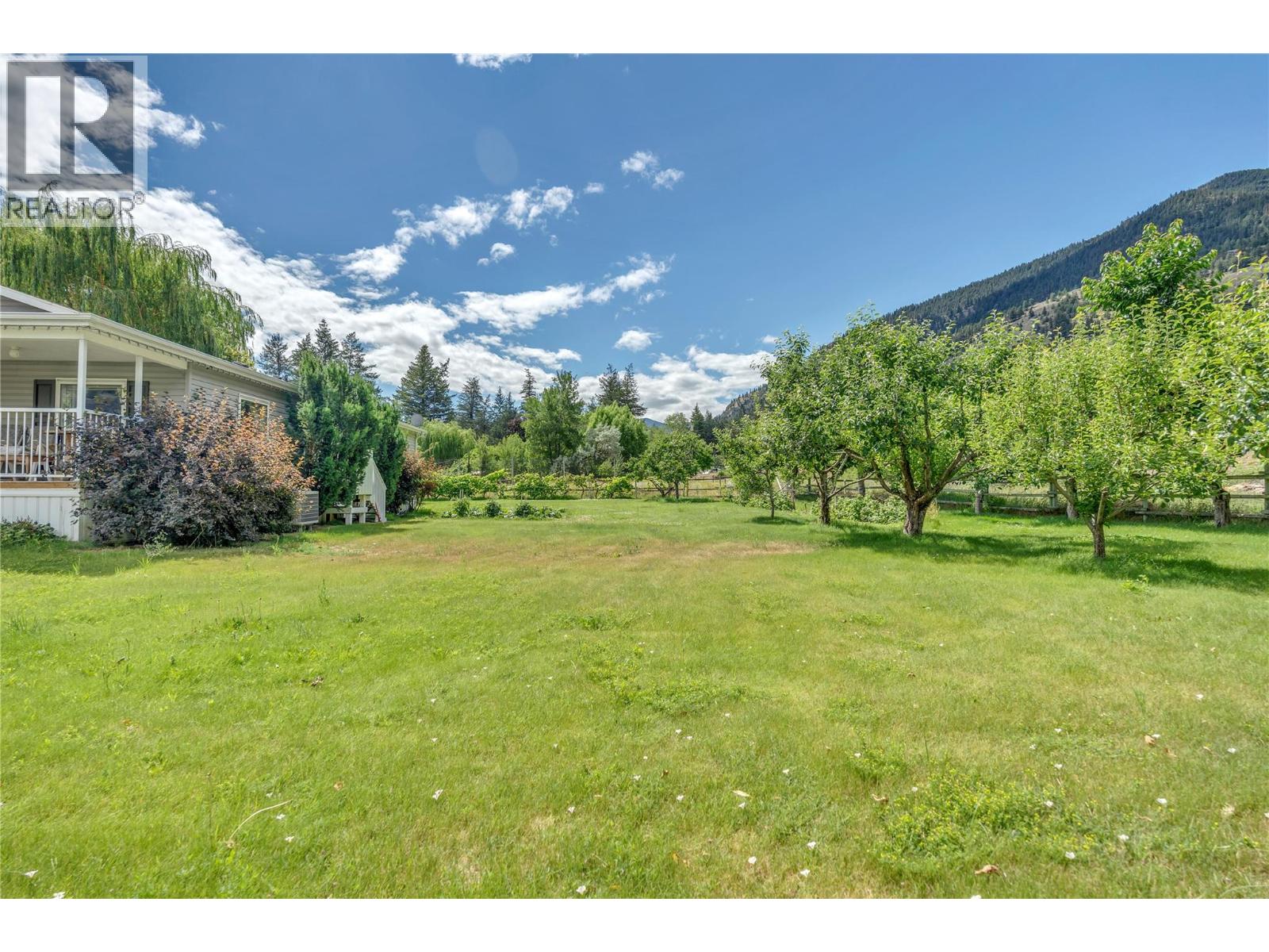 1526 Main Street N, Olalla, British Columbia  V0X 1N6 - Photo 29 - 10393549