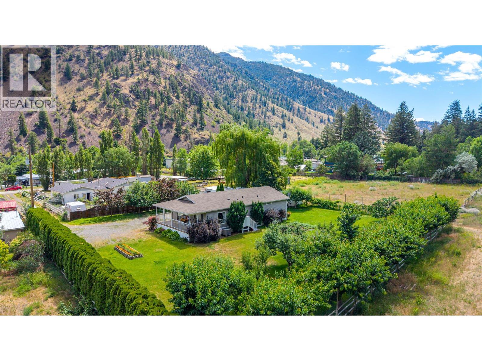 1526 Main Street N, Olalla, British Columbia  V0X 1N6 - Photo 45 - 10393549