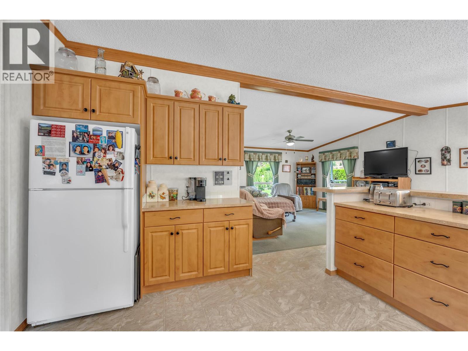 1526 Main Street N, Olalla, British Columbia  V0X 1N6 - Photo 7 - 10393549