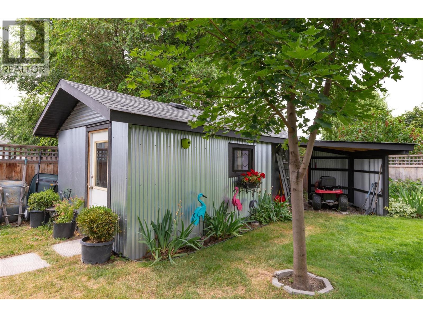 650 Ford Road, Kelowna, British Columbia  V1X 3E1 - Photo 43 - 10393579