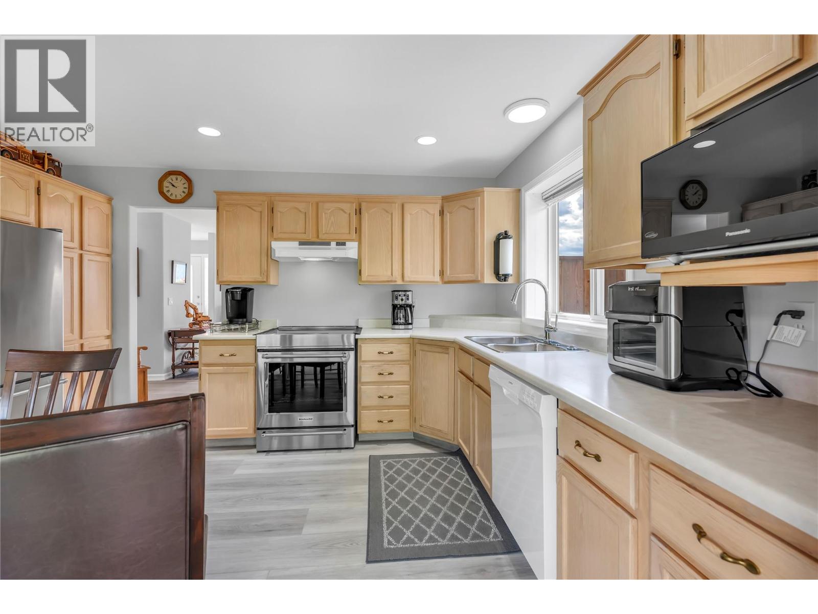 424 Ridge Road, Penticton, British Columbia  V2A 8N7 - Photo 17 - 10393605