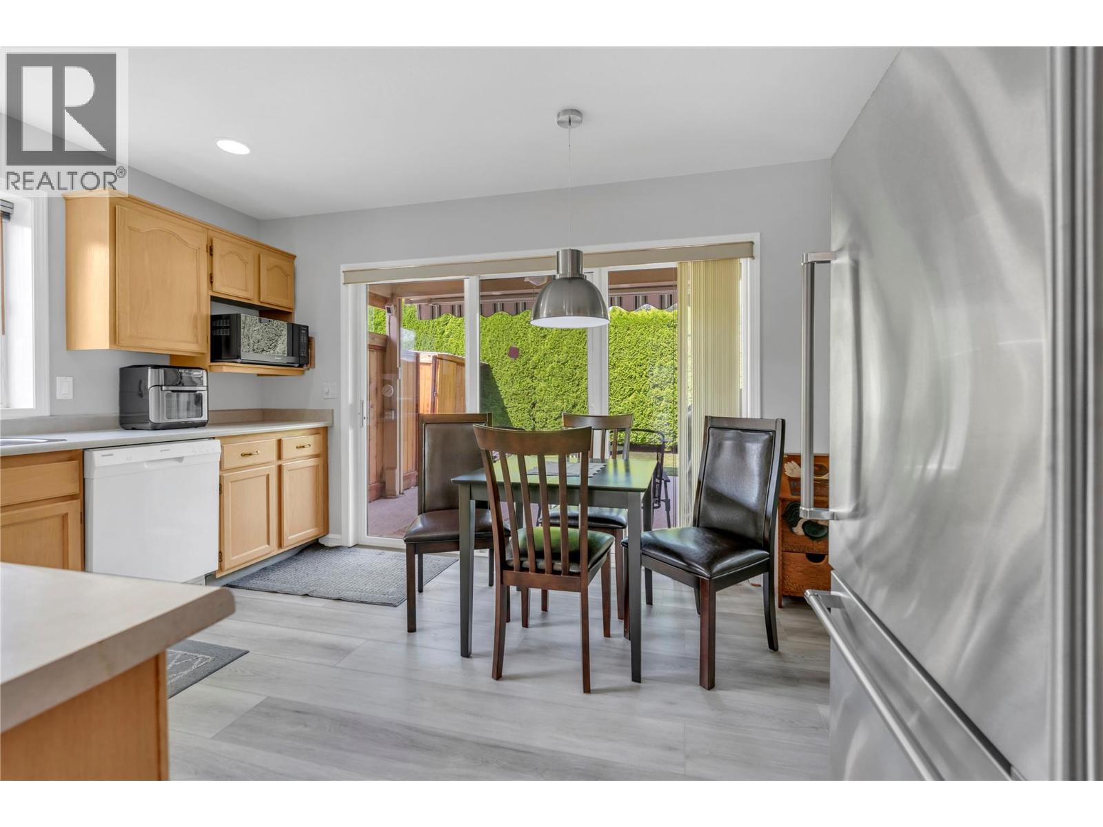 424 Ridge Road, Penticton, British Columbia  V2A 8N7 - Photo 8 - 10393605