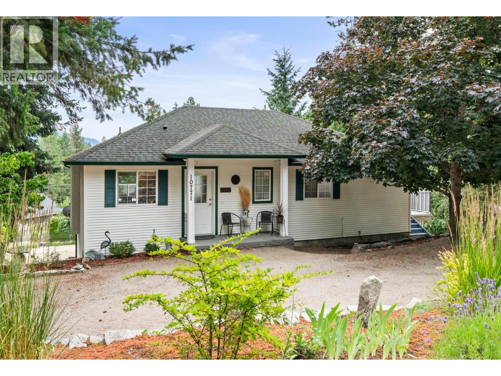 10771 Pinecrest Road, Vernon, British Columbia  V1H 2C1 - Photo 1 - 10393133