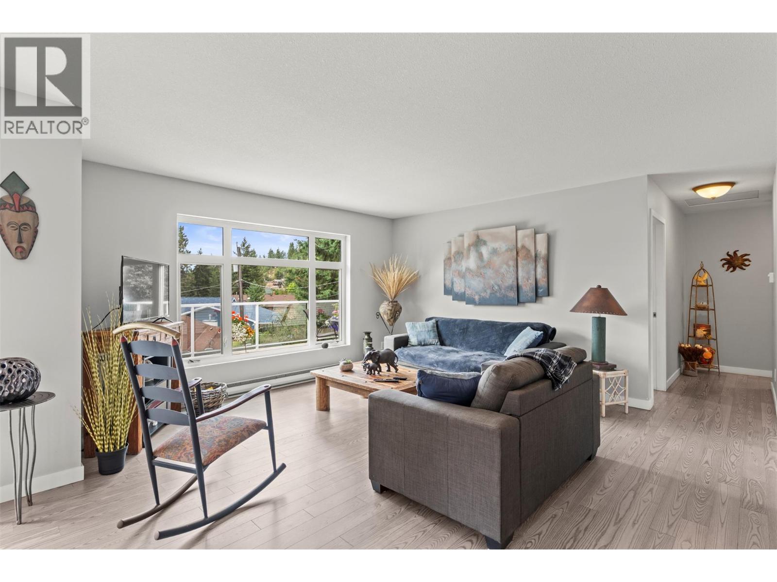 10771 Pinecrest Road, Vernon, British Columbia  V1H 2C1 - Photo 19 - 10393133