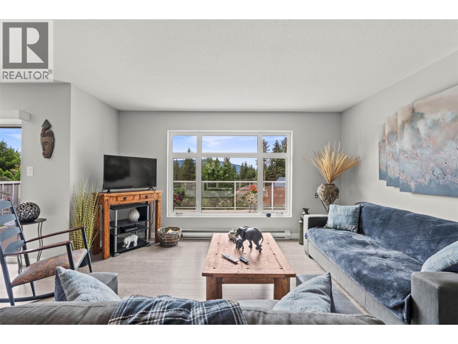 10771 Pinecrest Road, Vernon, British Columbia  V1H 2C1 - Photo 21 - 10393133