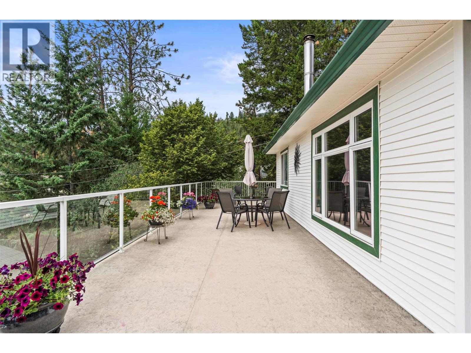 10771 Pinecrest Road, Vernon, British Columbia  V1H 2C1 - Photo 24 - 10393133