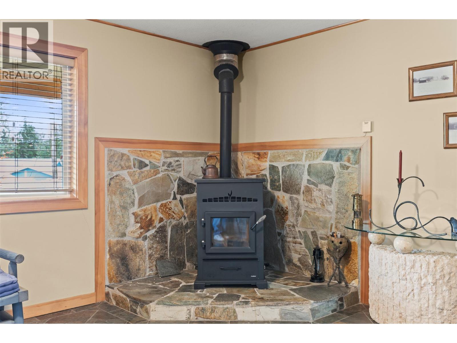 10771 Pinecrest Road, Vernon, British Columbia  V1H 2C1 - Photo 44 - 10393133