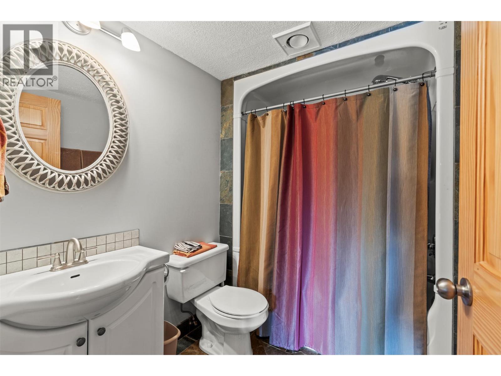10771 Pinecrest Road, Vernon, British Columbia  V1H 2C1 - Photo 47 - 10393133
