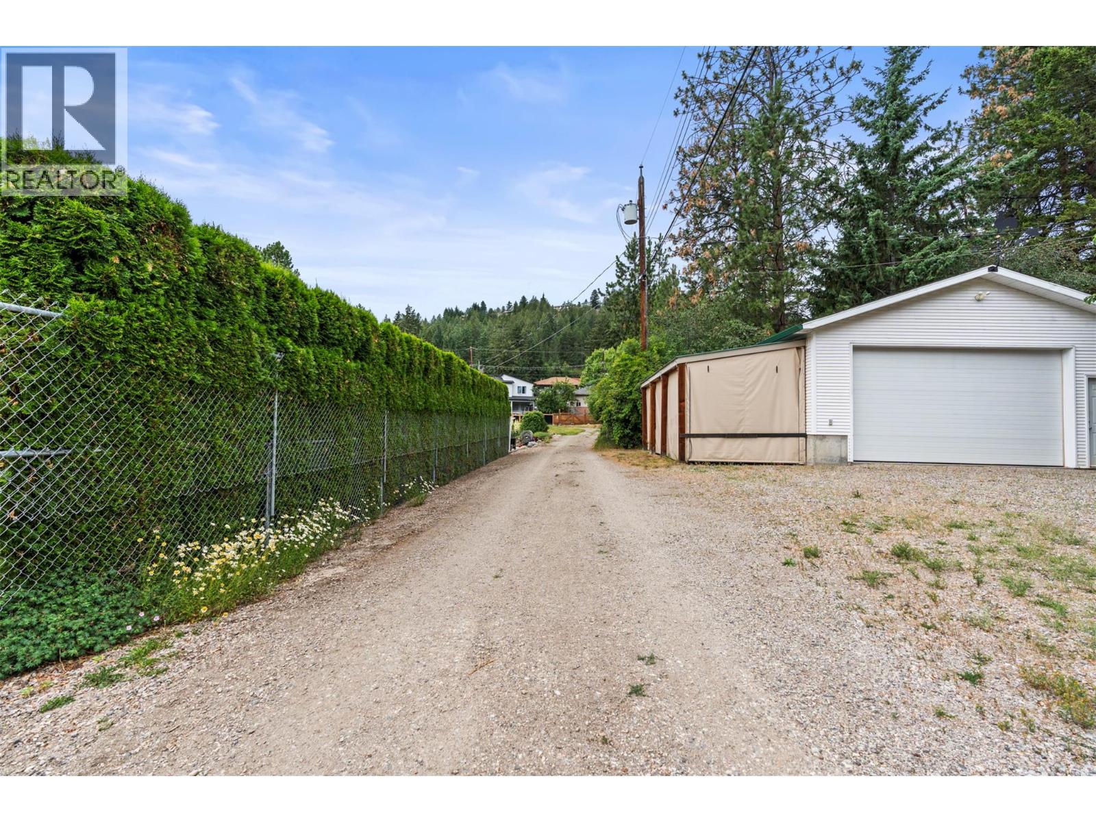 10771 Pinecrest Road, Vernon, British Columbia  V1H 2C1 - Photo 63 - 10393133