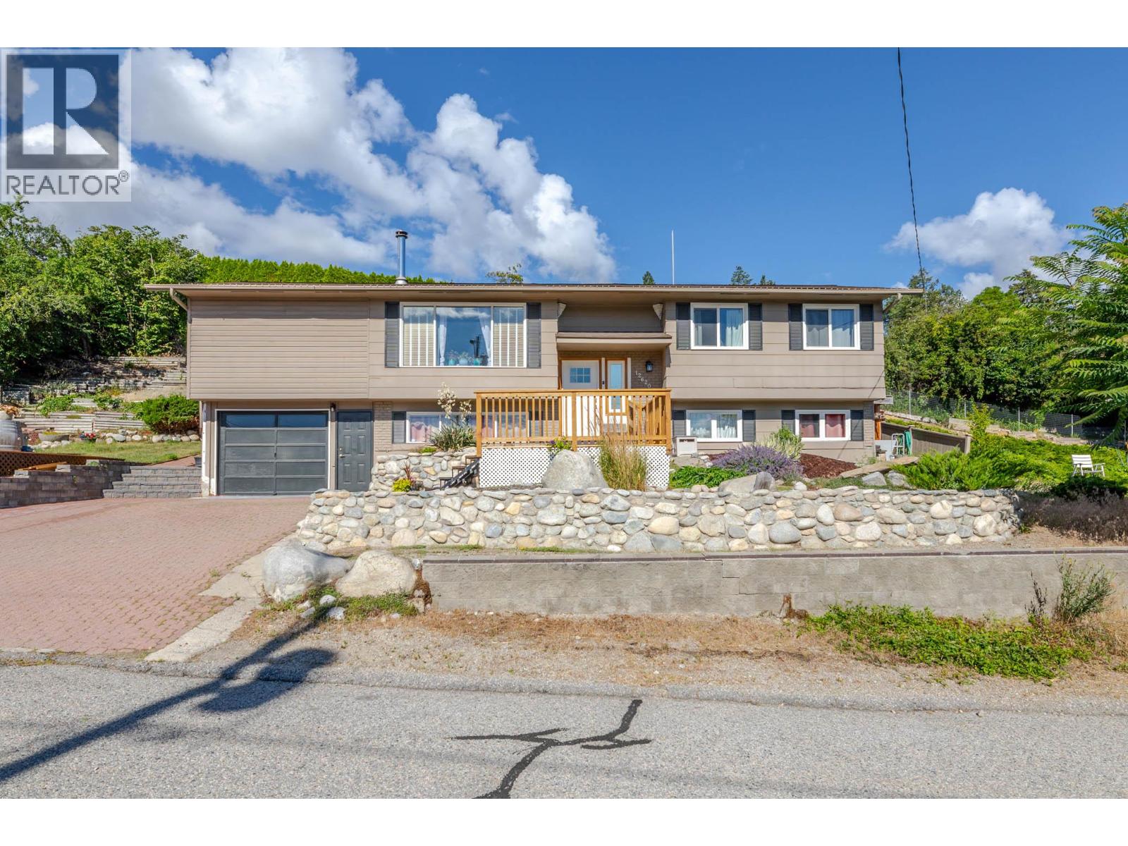 12620 Reynolds Avenue, Summerland, British Columbia  V0H 1Z8 - Photo 1 - 10393582