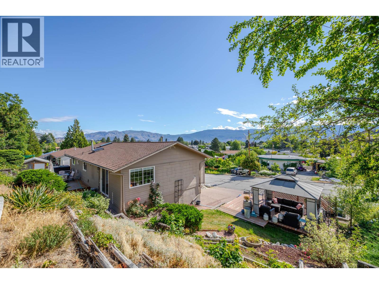 12620 Reynolds Avenue, Summerland, British Columbia  V0H 1Z8 - Photo 2 - 10393582