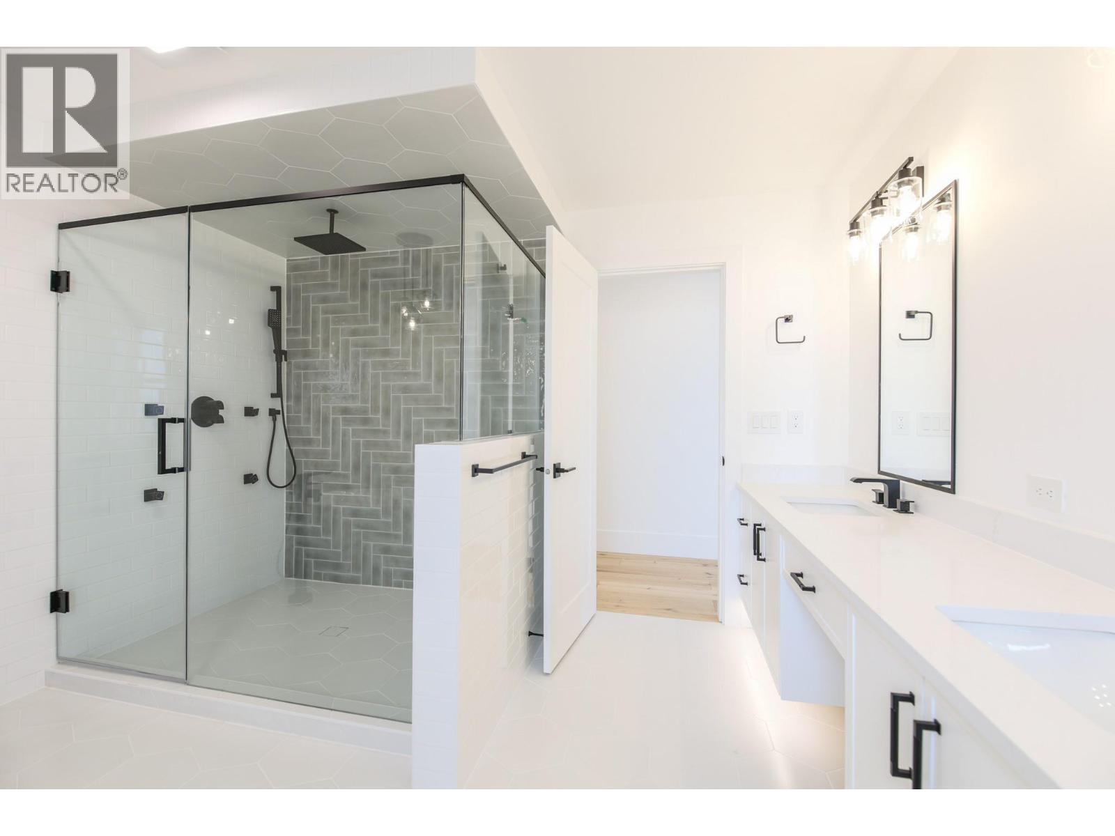 18 Chardonnay Court, Osoyoos, British Columbia  V0H 1V6 - Photo 31 - 10392401