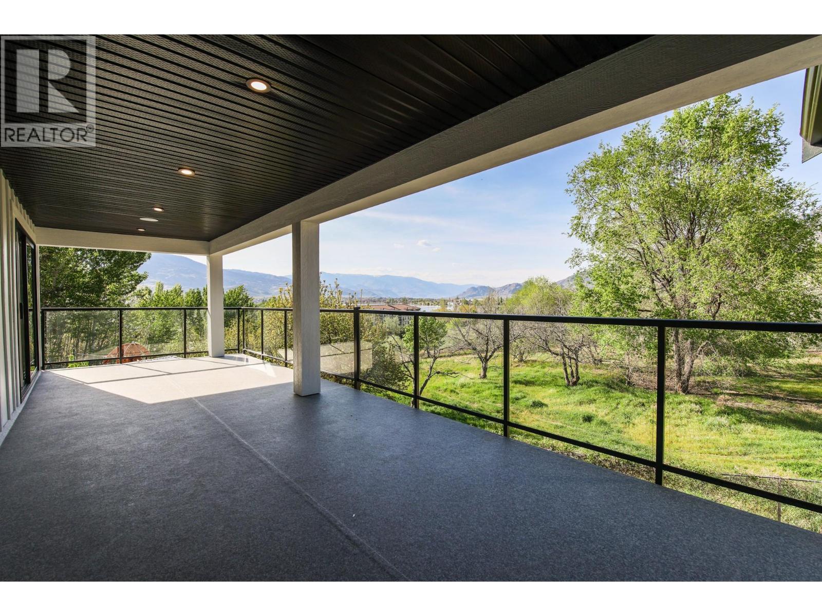 18 Chardonnay Court, Osoyoos, British Columbia  V0H 1V6 - Photo 34 - 10392401