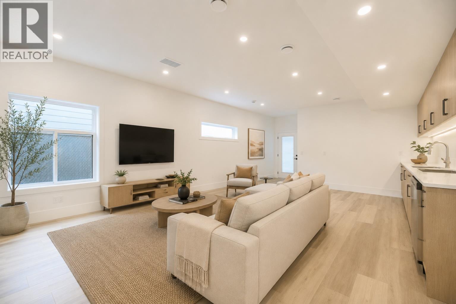 18 Chardonnay Court, Osoyoos, British Columbia  V0H 1V6 - Photo 52 - 10392401