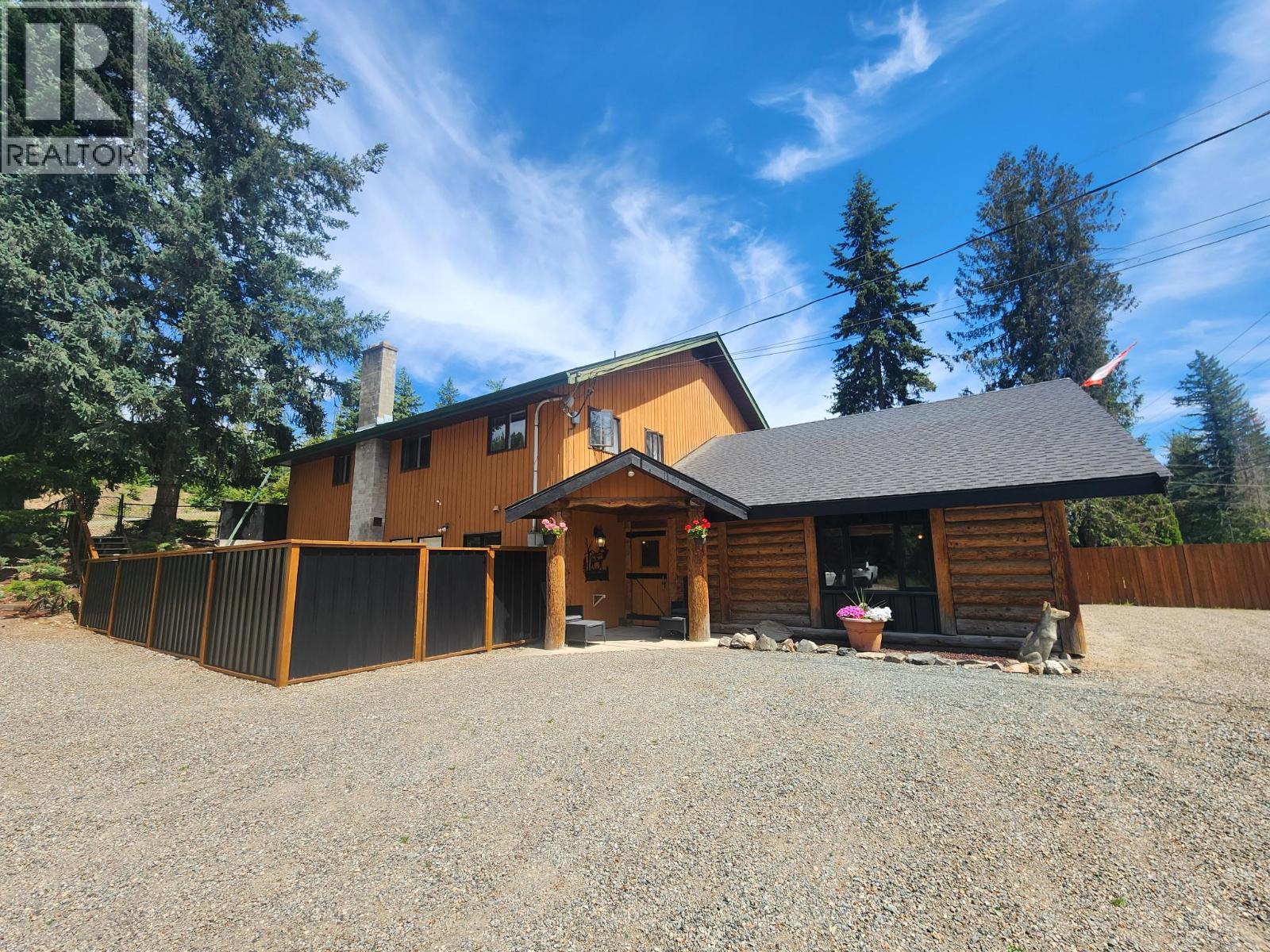 5327 Squilax-Anglemont Road, Celista, British Columbia  V0E 1M6 - Photo 7 - 10391875