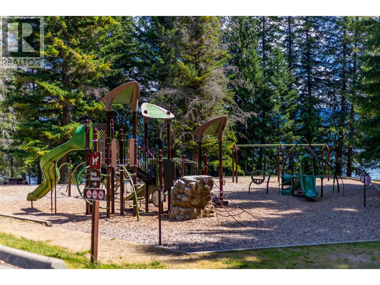 4990 Sunnybrae-Canoe Point Road Unit# 4, Tappen, British Columbia  V0E 2X1 - Photo 42 - 10393530
